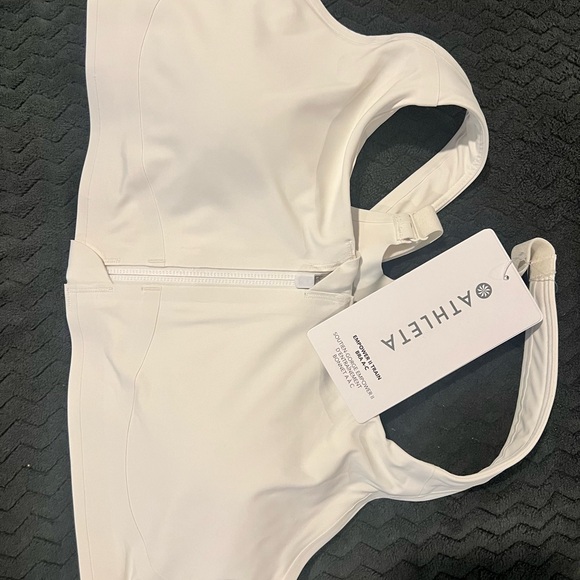 Athleta women's empower Il train sports white bra A-C cups size M NWT - Picture 3 of 3